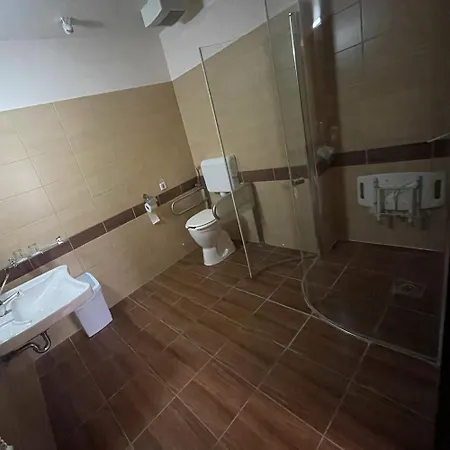 Harmónia 3*