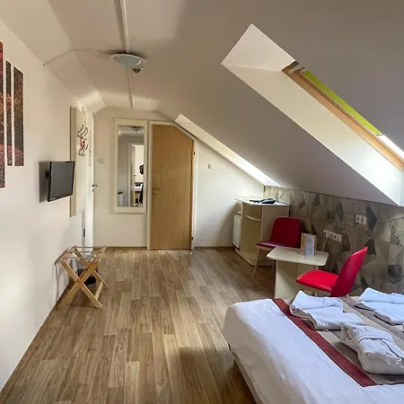 Hotel Harmonia Sarvar